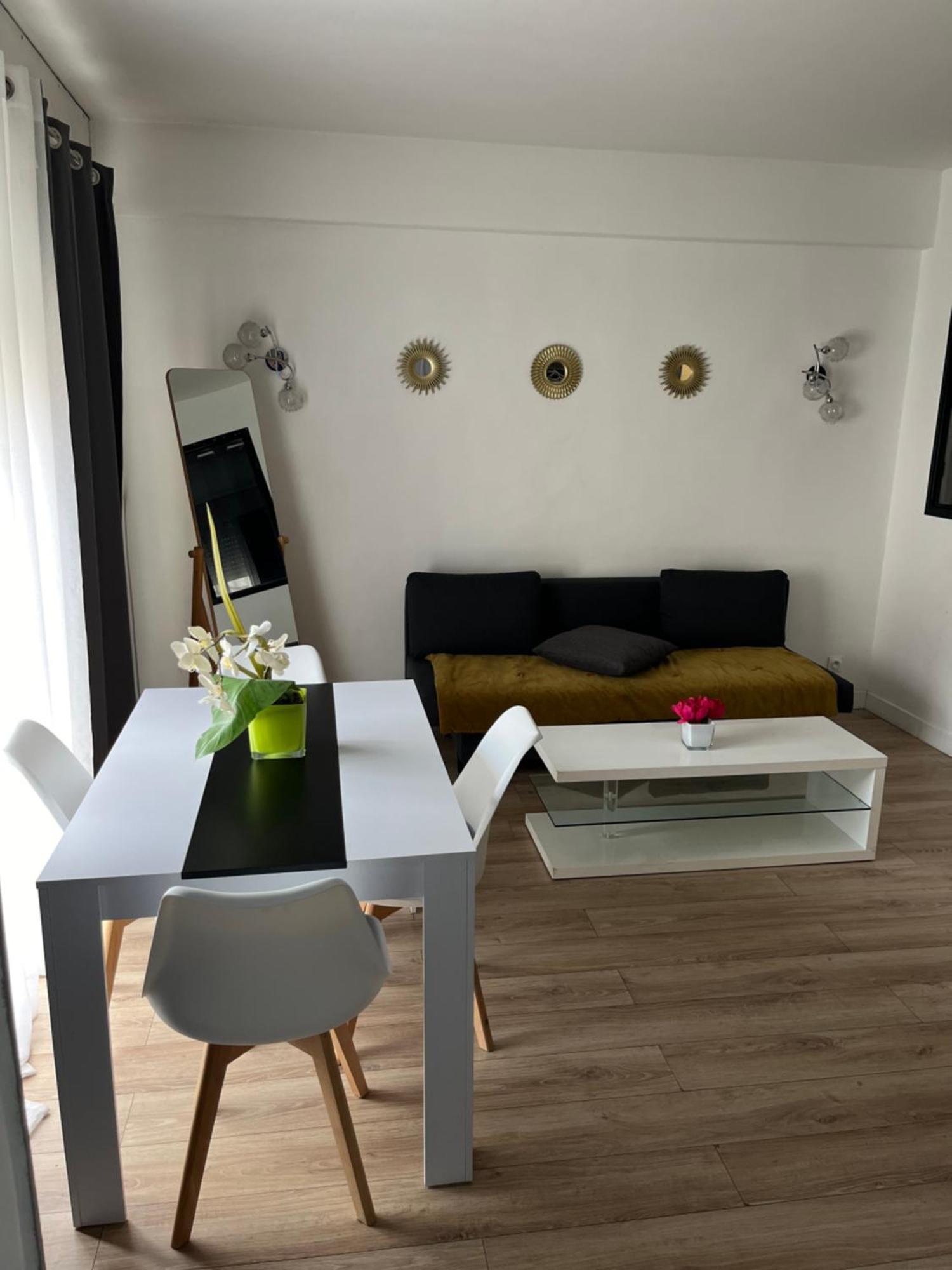 Bel Appartement Proche Tour Eiffel Paris Luaran gambar